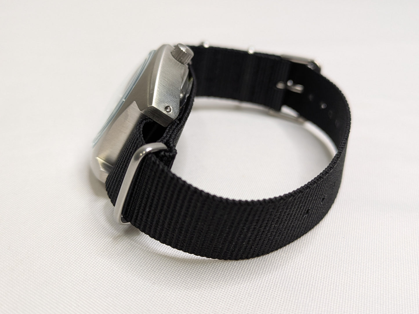 MWC W10 1970s Pattern General Service 24 Jewel Automatic Military Watch