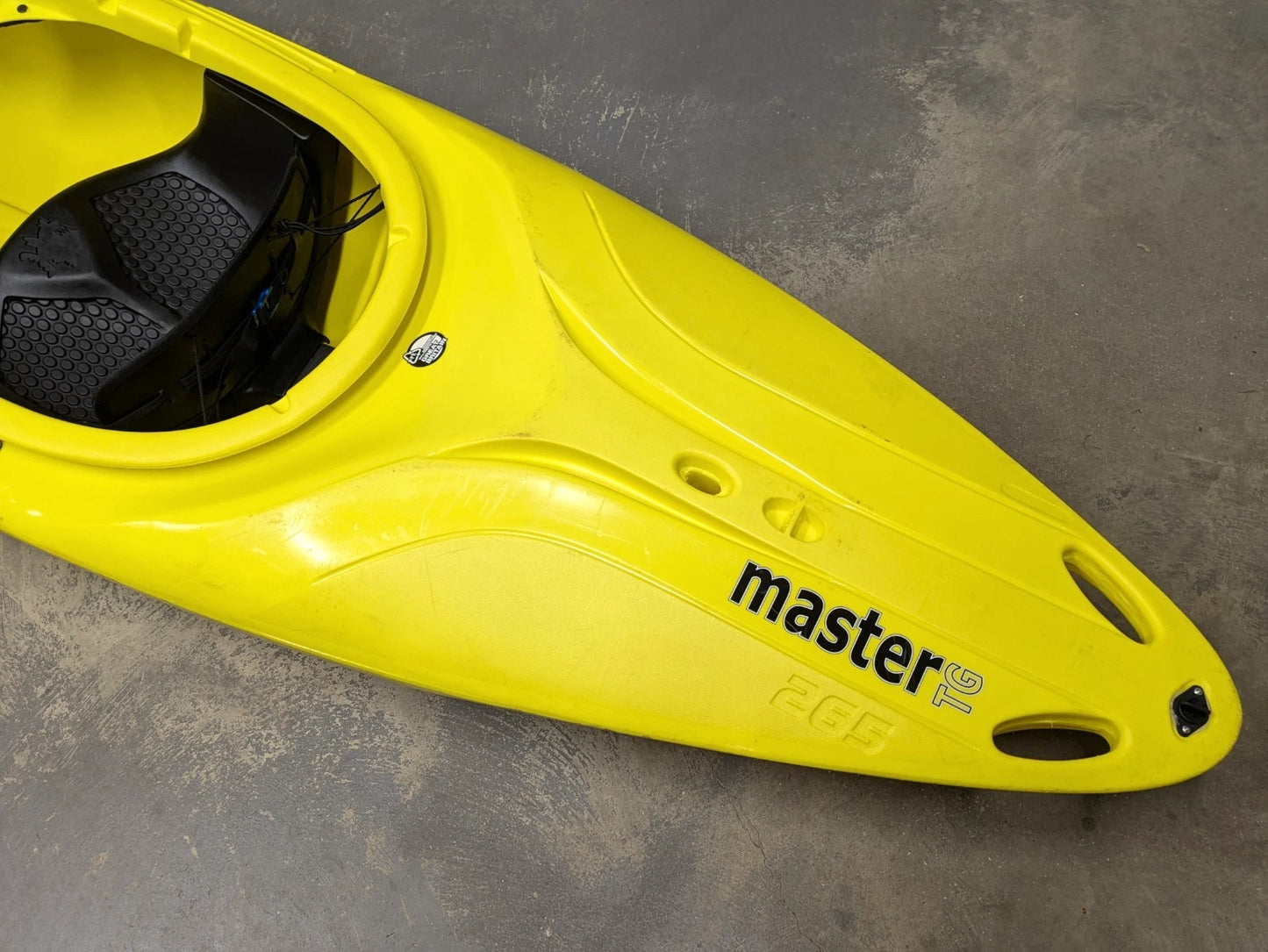 Pyranha Master TG 265 Kayak