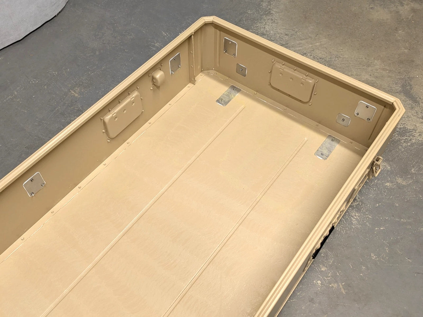 Aluminium Lockable Transport Equipment Flight Storage Wheeled Case Box