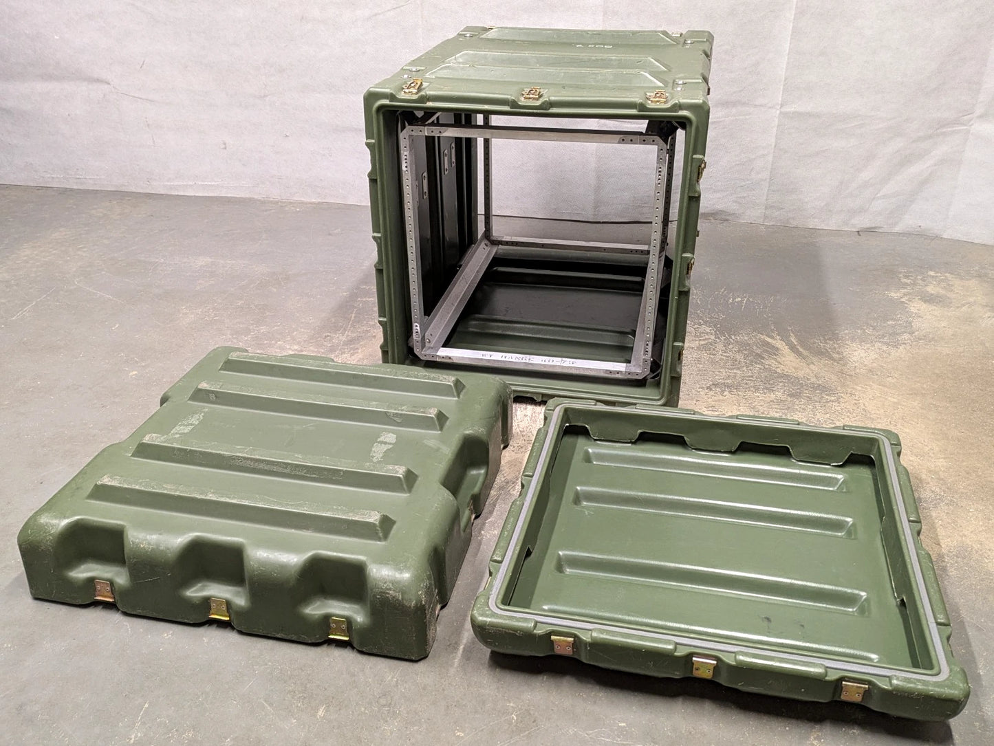 Hardigg 19" 10U Double End Shock Rack Mount Case Box