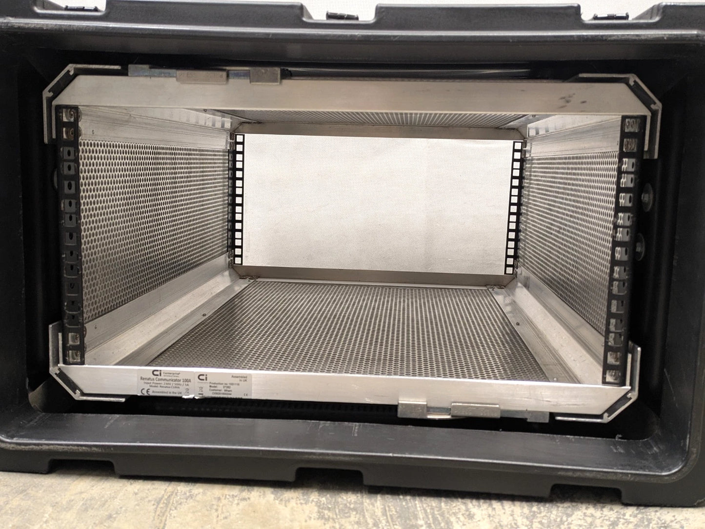 SKB 19" 5U Wheeled Double End Rack Mount Case Box