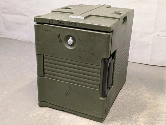Cambro UPC400 Front Loading Insulated Gastronorm Ultra Pan Carrier