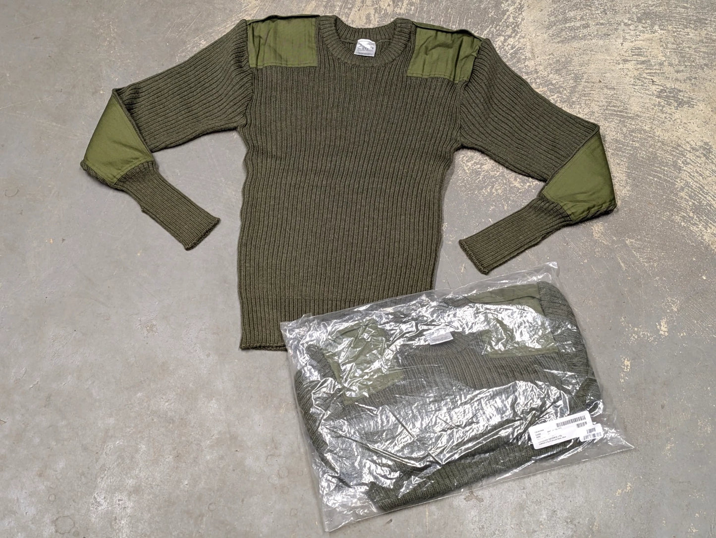 British Army Green Wool Commando Round Neck Jumper - NEW