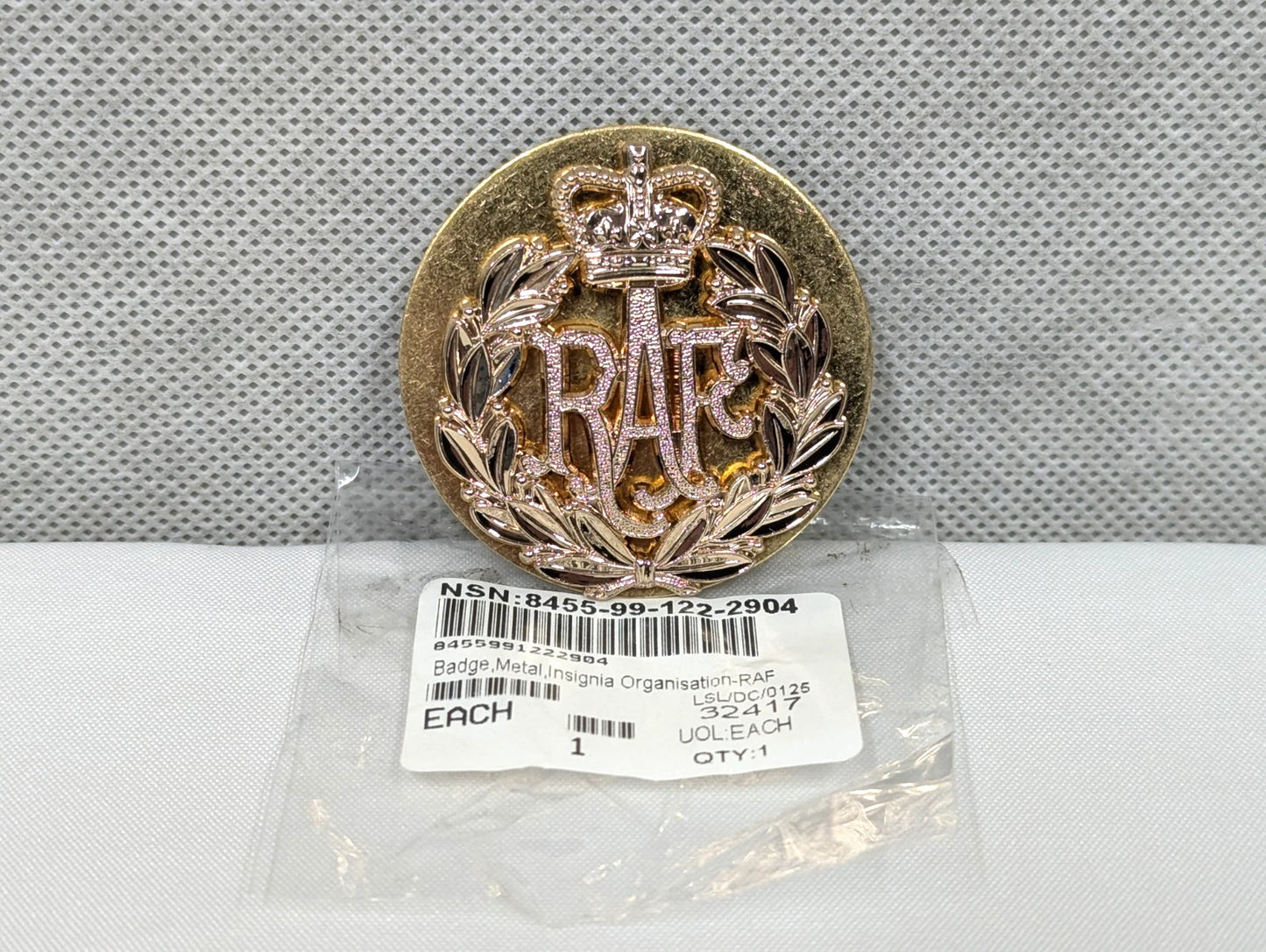 Royal Air Force RAF Cap Badge