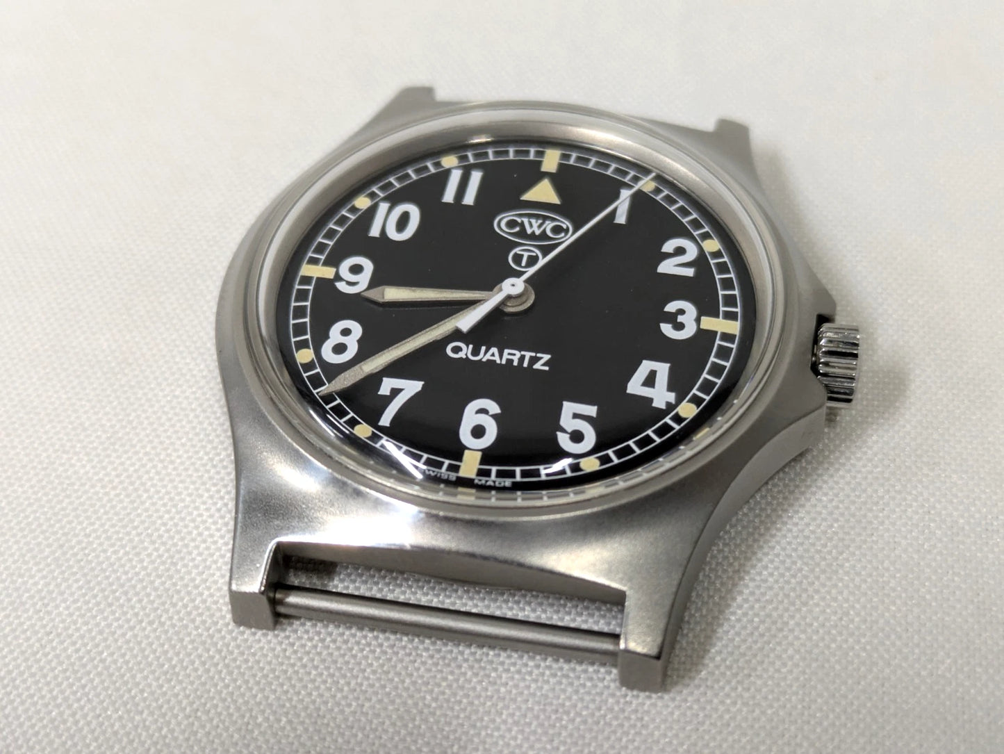 British Army W10 CWC Watch - Dated 2004