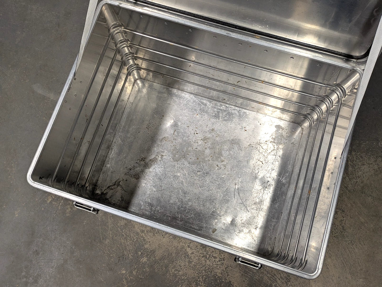 Zarges 40566 K470 Aluminium Lockable Transport Equipment Flight Storage Case Box