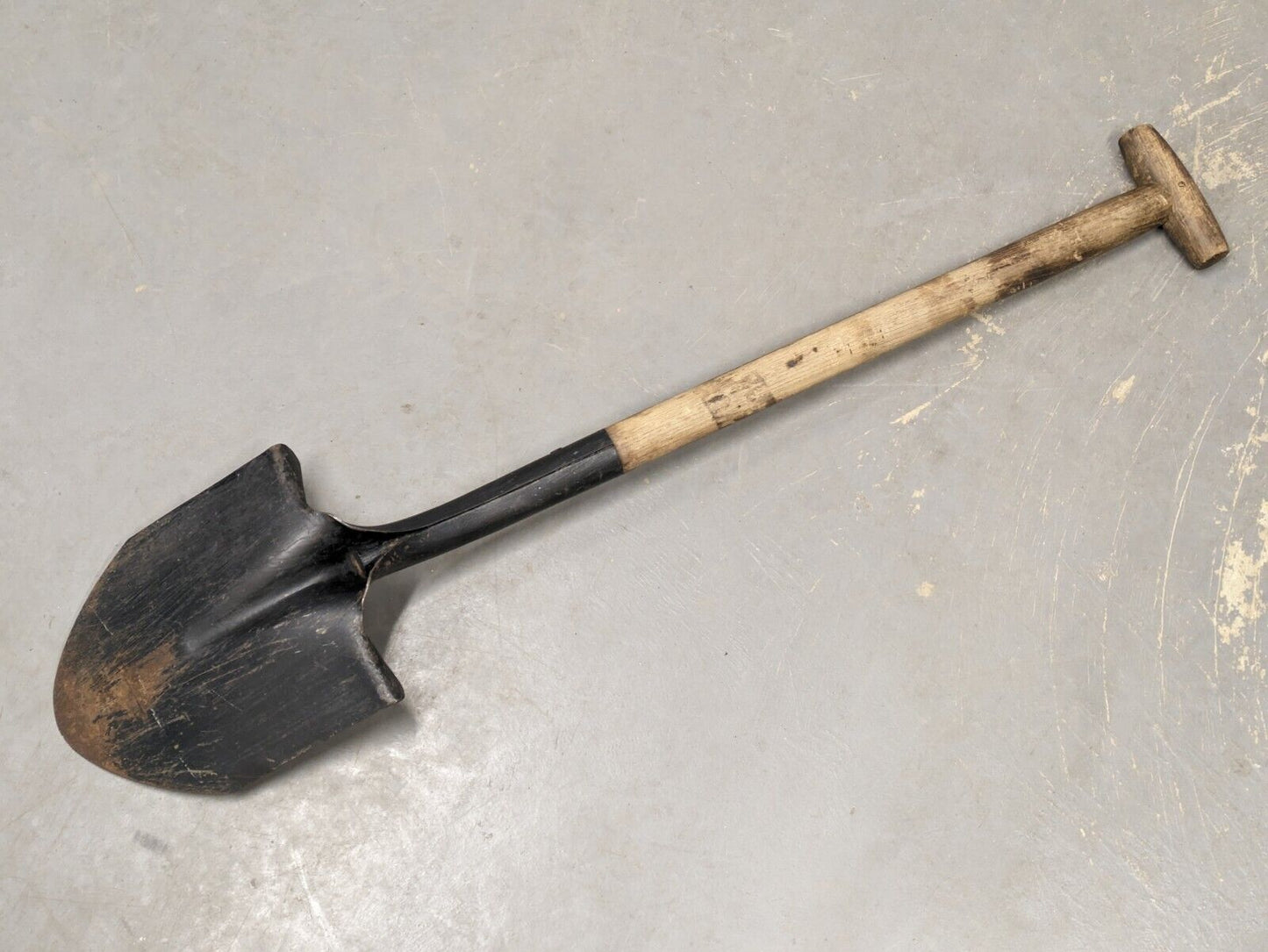 Brades 3 ft General Service Shovel - World War II - Dated 1943