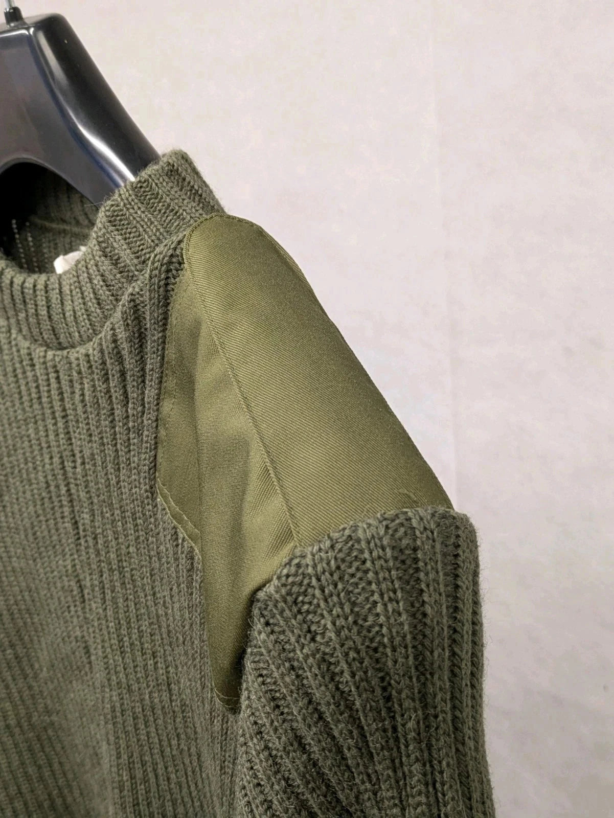 British Army Green Wool Commando Round Neck Jumper - NEW