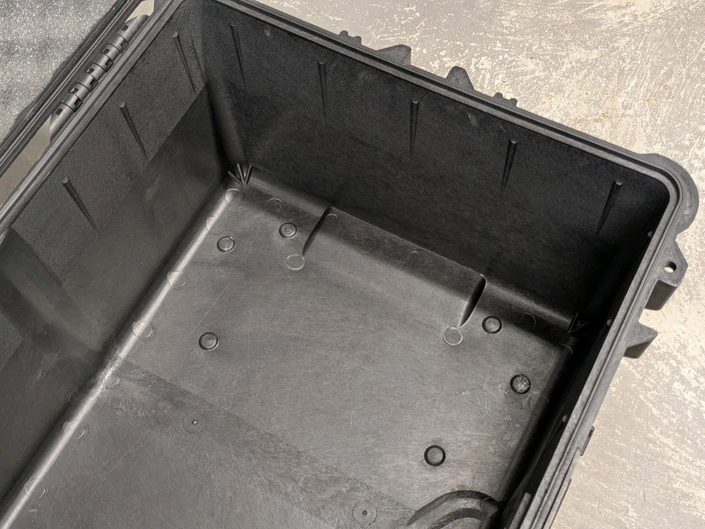Peli 1620 Protector Pelican Case Travel Flight Equipment Box on Wheels