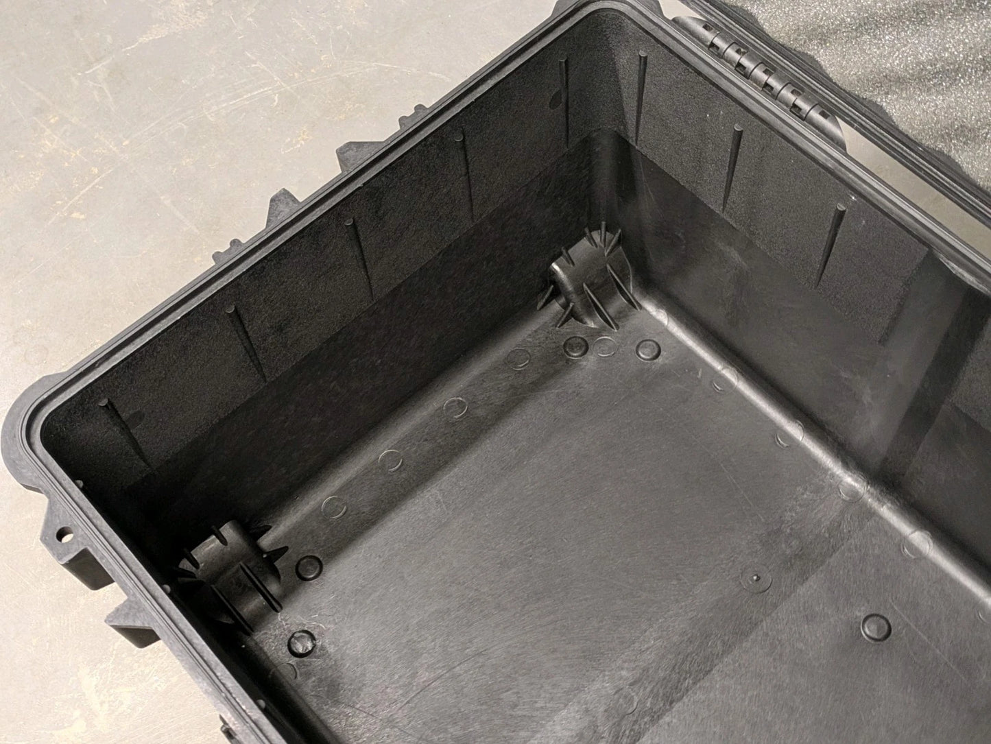 Peli 1620 Protector Pelican Case Travel Flight Equipment Box on Wheels