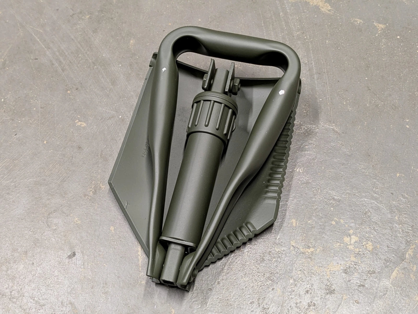 Trifold Entrenching Shovel Spade Tool & Case - NEW