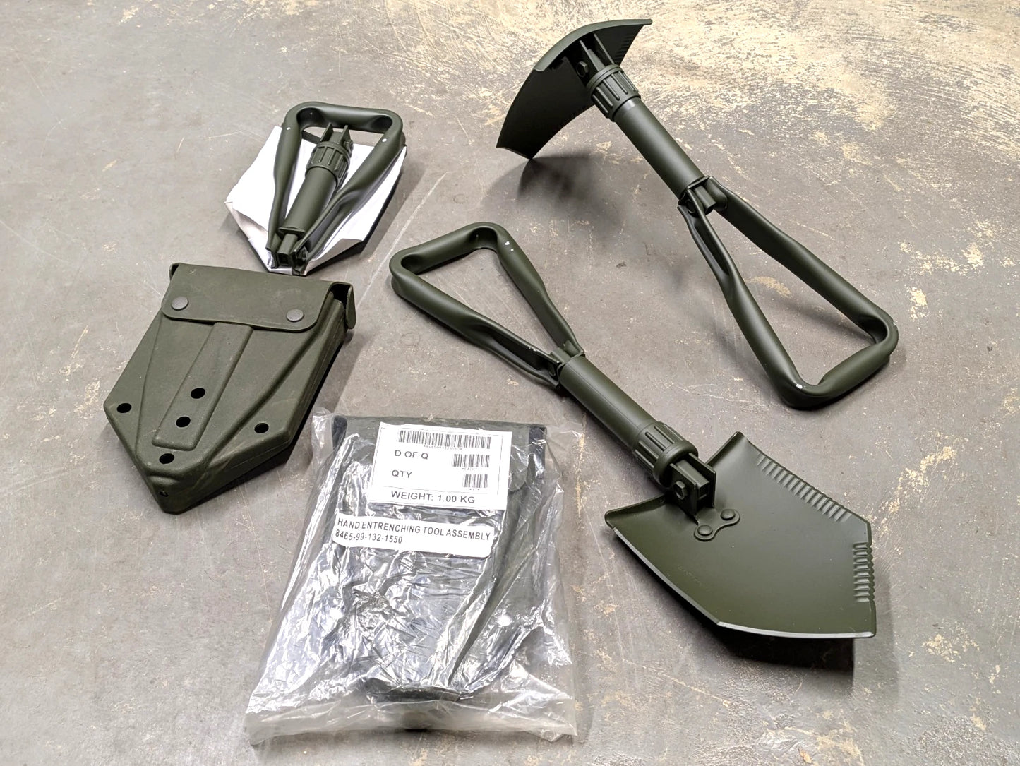 Trifold Entrenching Shovel Spade Tool & Case - NEW