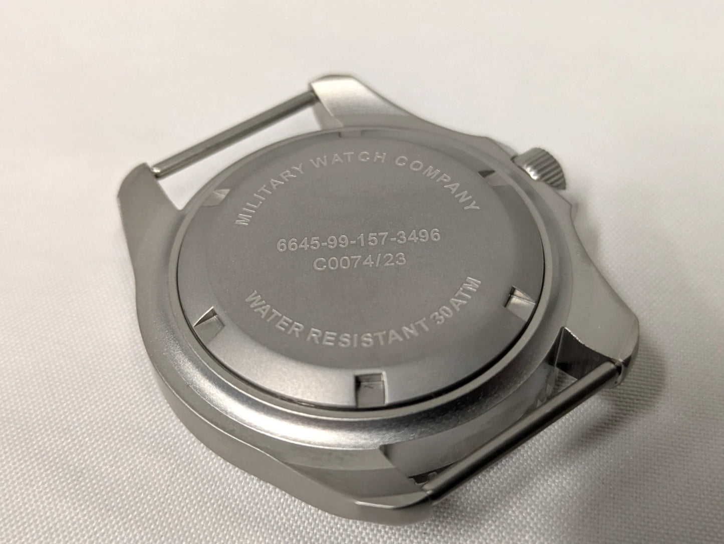 MWC 300M Quartz Military Stainless Steel Divers Watch NSN 6645-99-157-3496