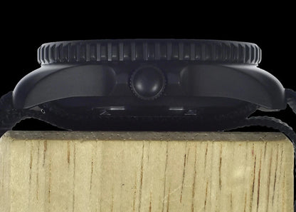 MWC 300M PVD Quartz Military Divers Watch NSN 6645-99-969-5589