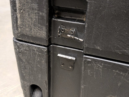 SKB 19" 5U Wheeled Double End Rack Mount Case Box