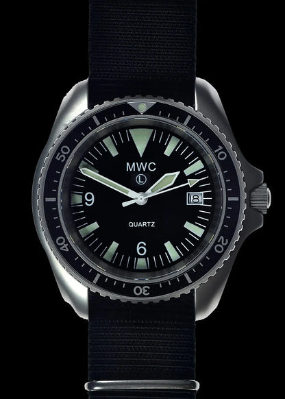 MWC 300M Quartz Military Stainless Steel Divers Watch NSN 6645-99-157-3496