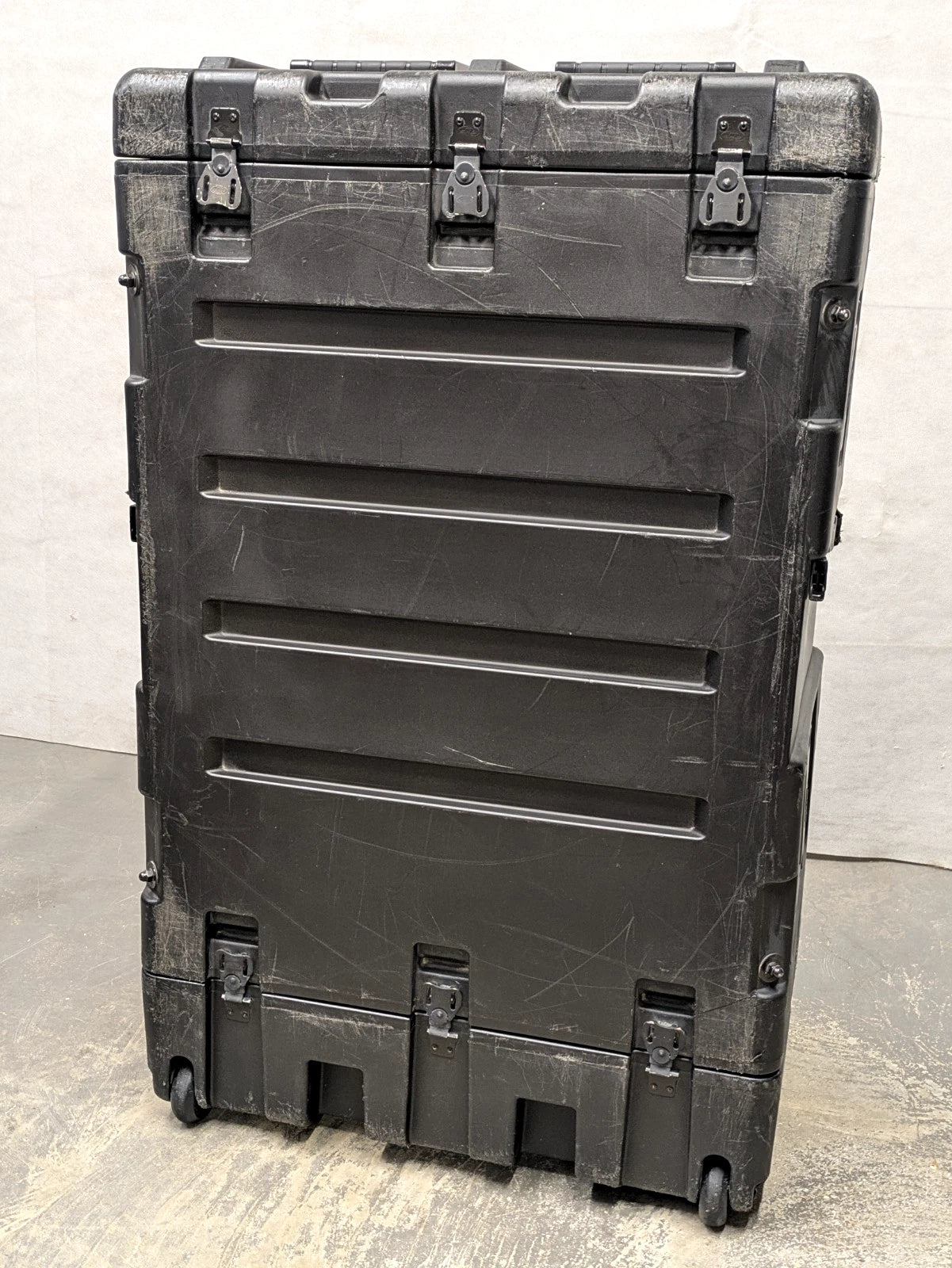 SKB 19" 5U Wheeled Double End Rack Mount Case Box