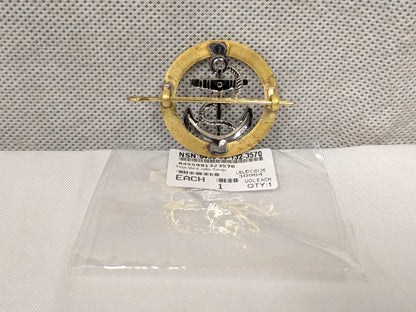 Royal Navy RN Junior Ratings Cap Badge