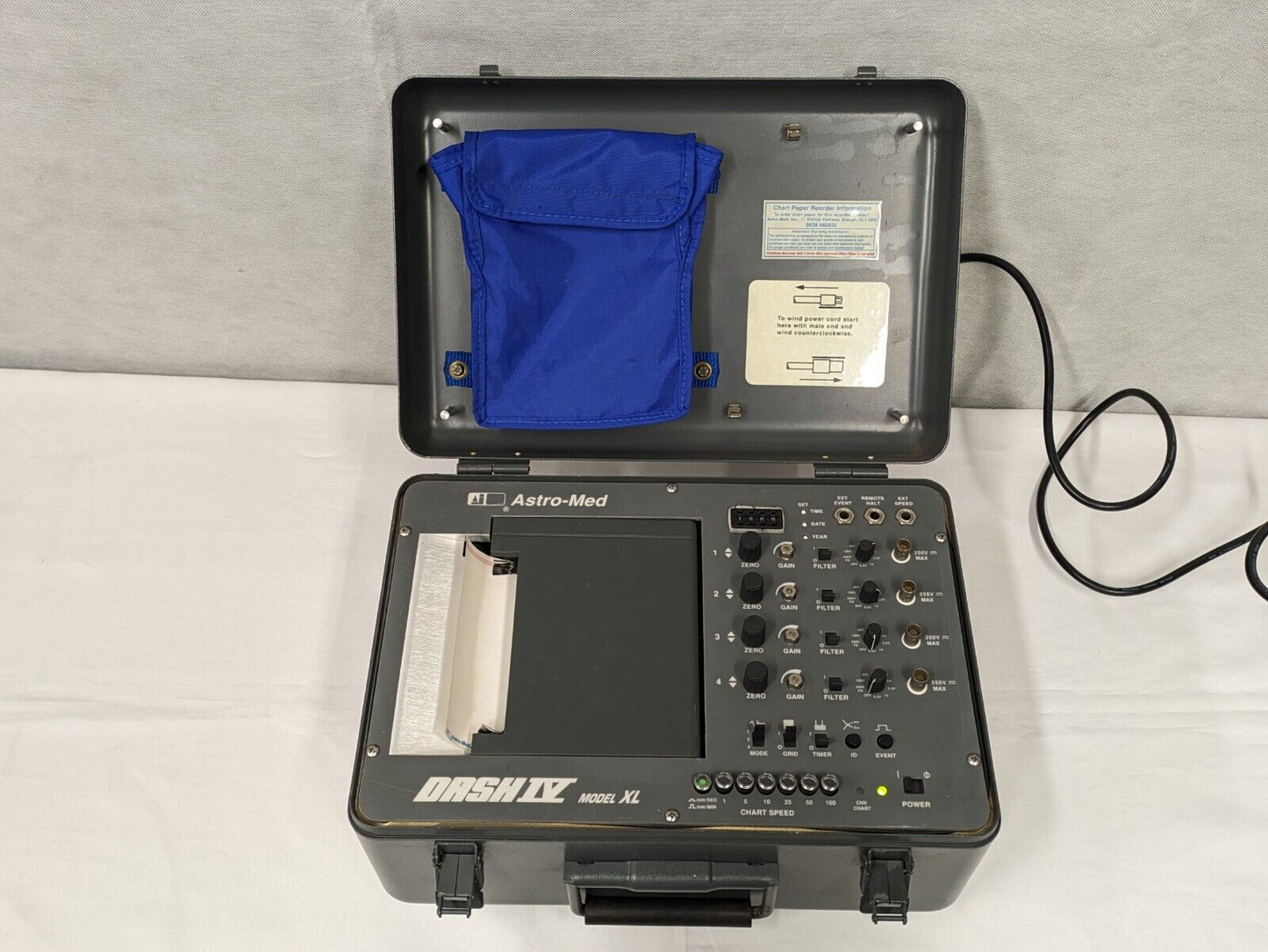 Astro-Med Dash IV Model XL Channel Field Lab Chart Paper Recorder with Printer