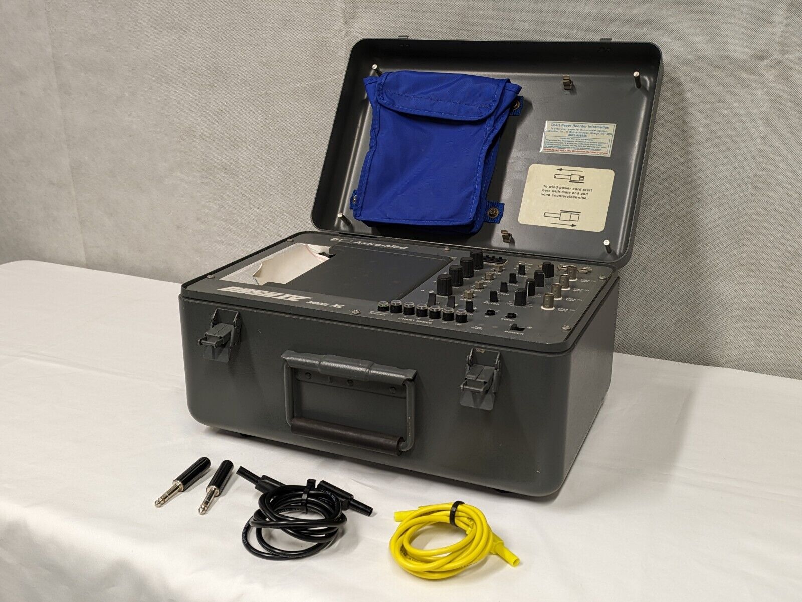 Astro-Med Dash IV Model XL Channel Field Lab Chart Paper Recorder ...