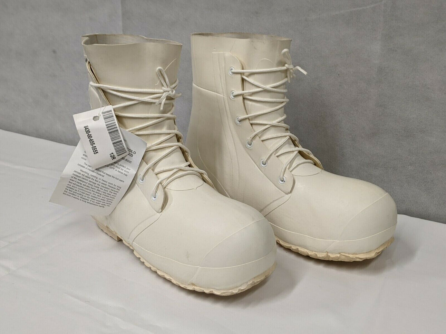 U.S Army Military Extreme Cold Weather Mickey Mouse Bunny Boots - Size 12R