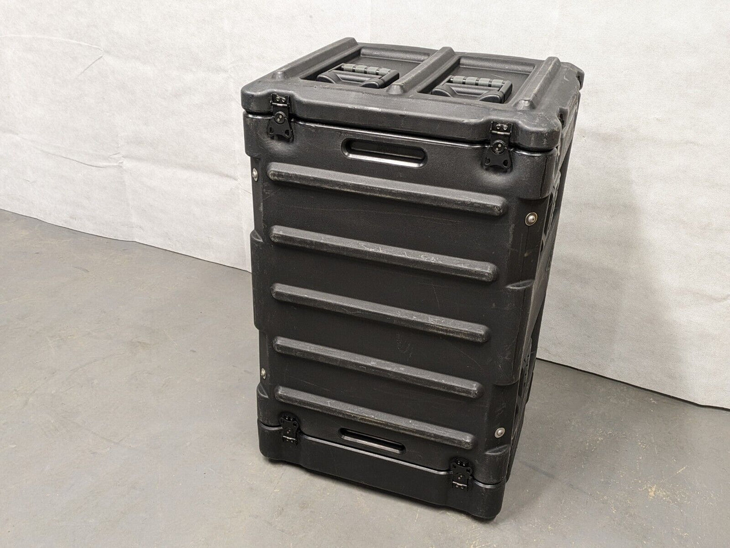 Amazon CP Cases 19" 8U Wheeled Double End Rack Mount Case Box