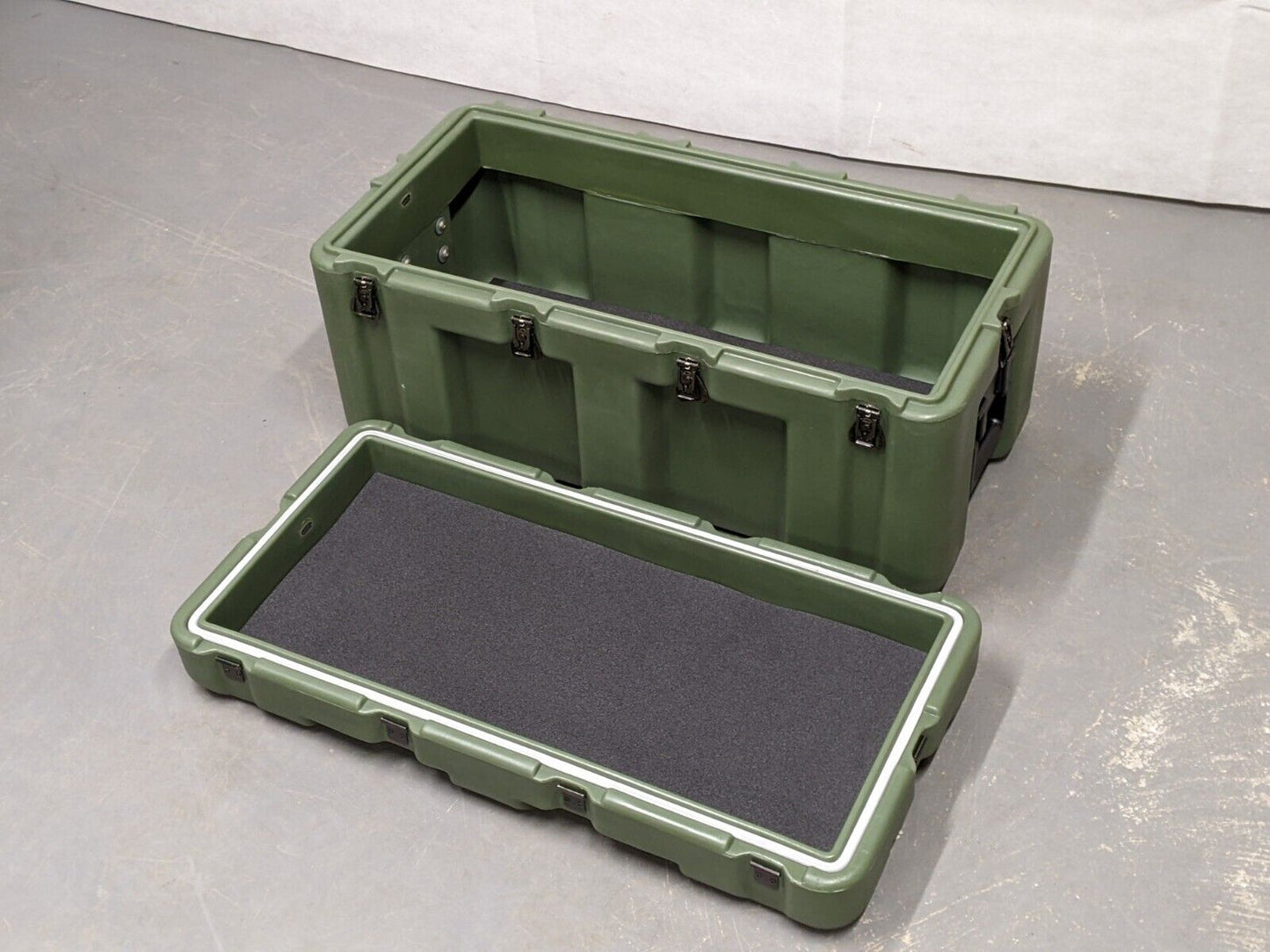 Hardigg Equipment Flight Storage Case Box Pelican Peli